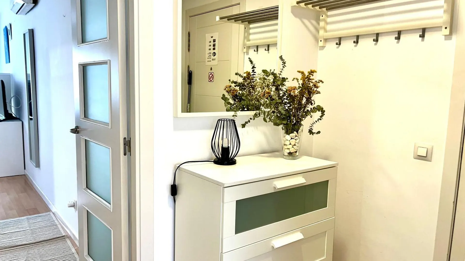 Puerta Al Mar Apartment Malaga