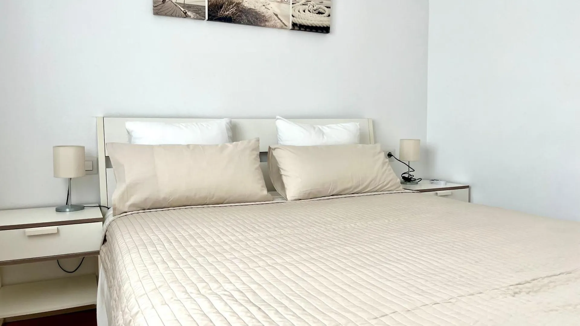 Puerta Al Mar Apartment Malaga