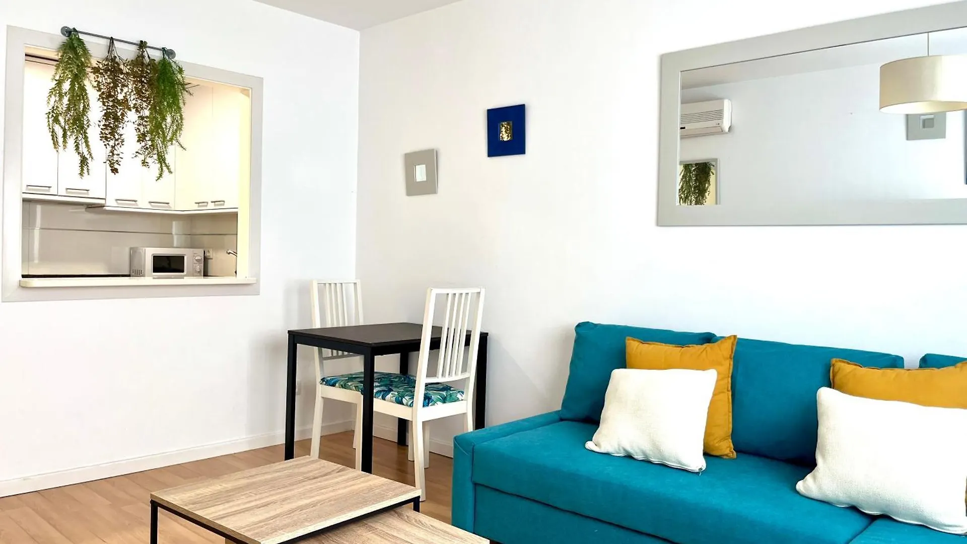 Puerta Al Mar Apartment Malaga 0*,